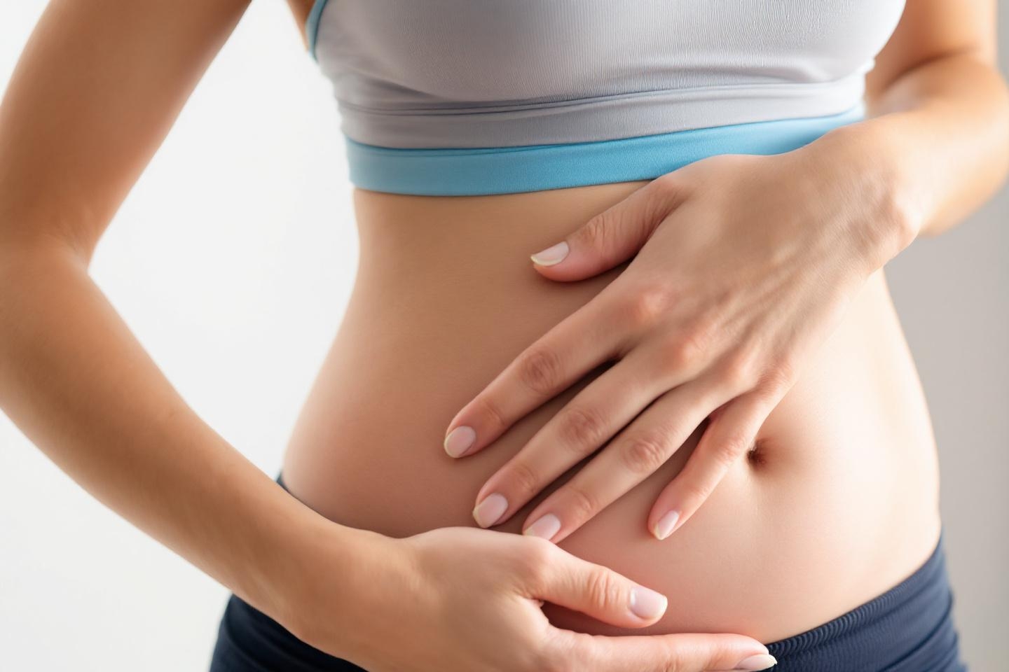 Premiers signes de grossesse : comment reconnaître ces symptômes discrets pour ne pas passer à côté, selon les experts